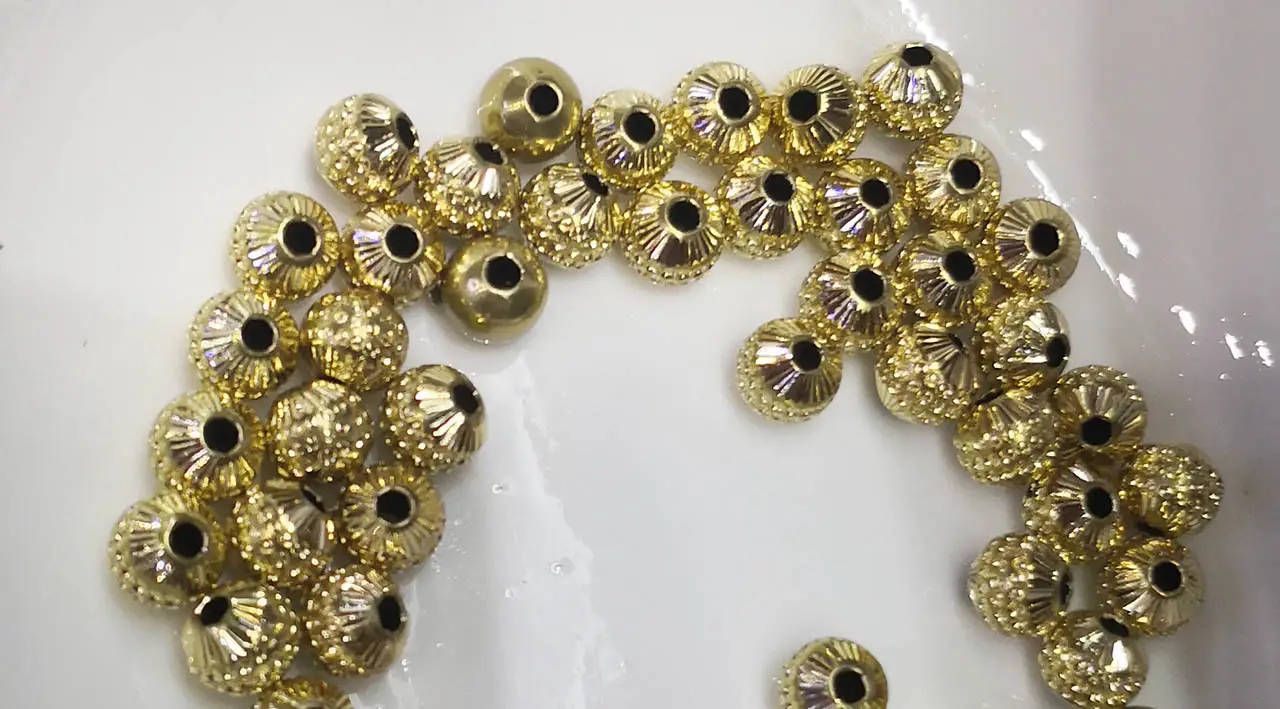 How to Make Gold Beads: Step-by-Step Gui