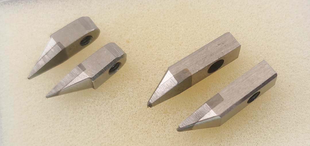 Jewelry chain making machine pliers