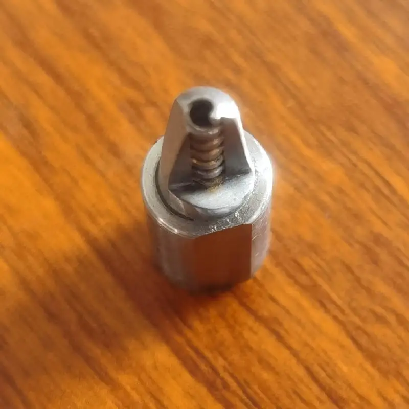Wire Chain Clip